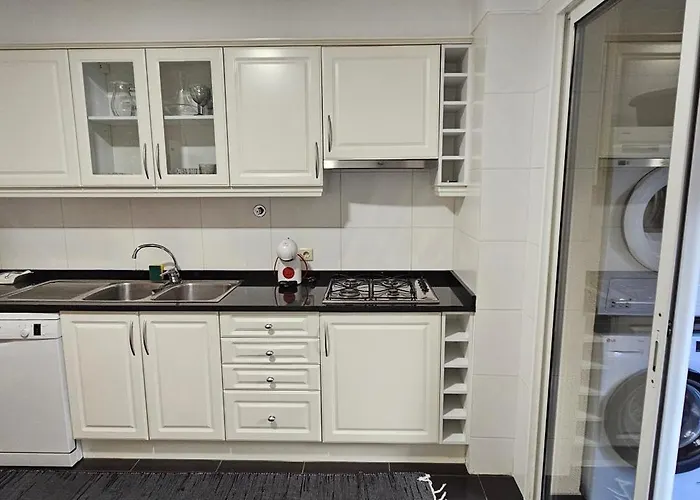 Suncoast V Funchal (Madeira)